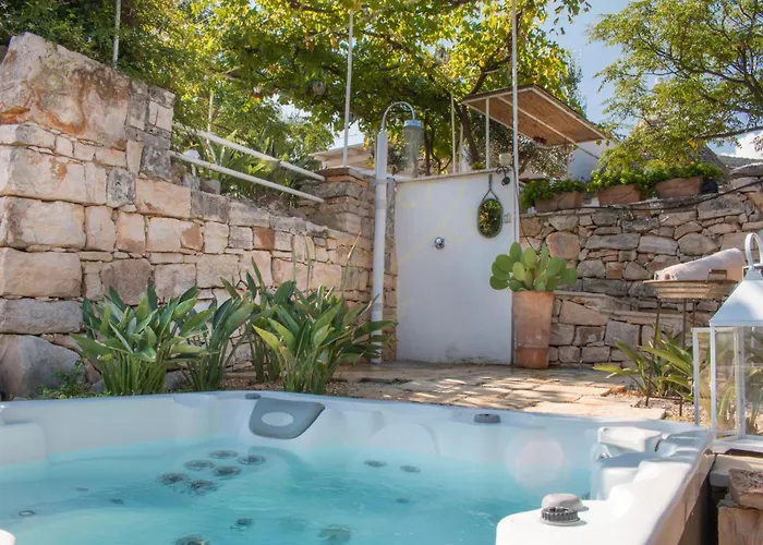 Td Casa Torchiano Hilltop Pool With Sea View Monopoli